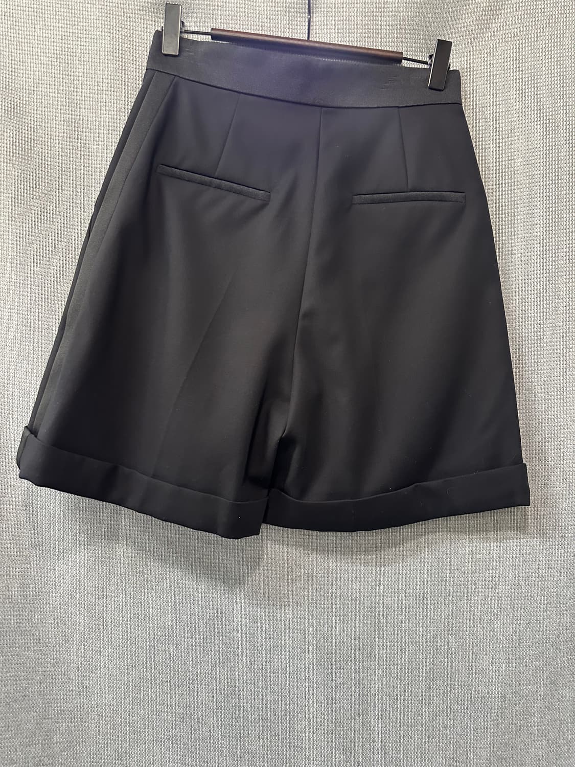 Max Mara 블랙 테일러드 쇼츠 상품이미지2