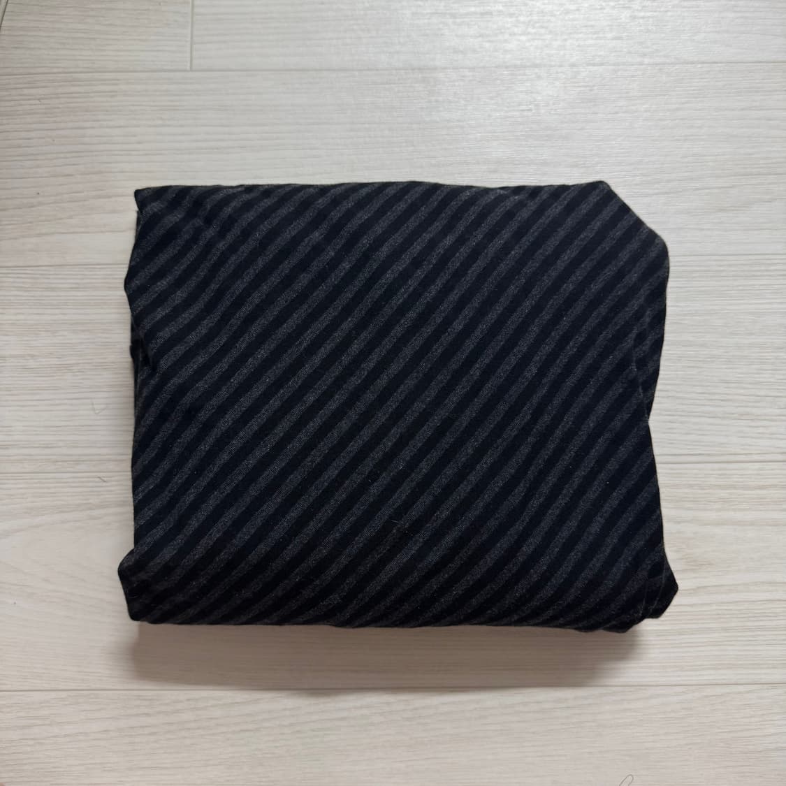 낫띵에브리띵 스트라이프 탑 상품이미지4