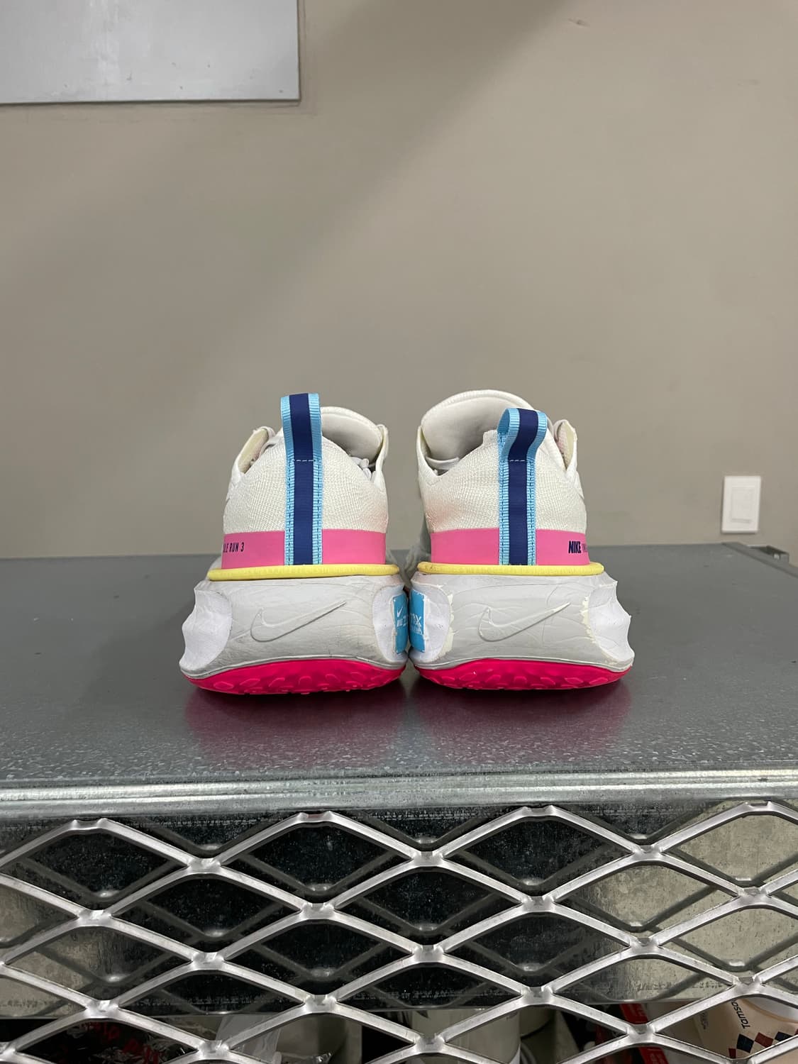 나이키 줌X 인빈서블 런 플라이니트 3 275 상품이미지3