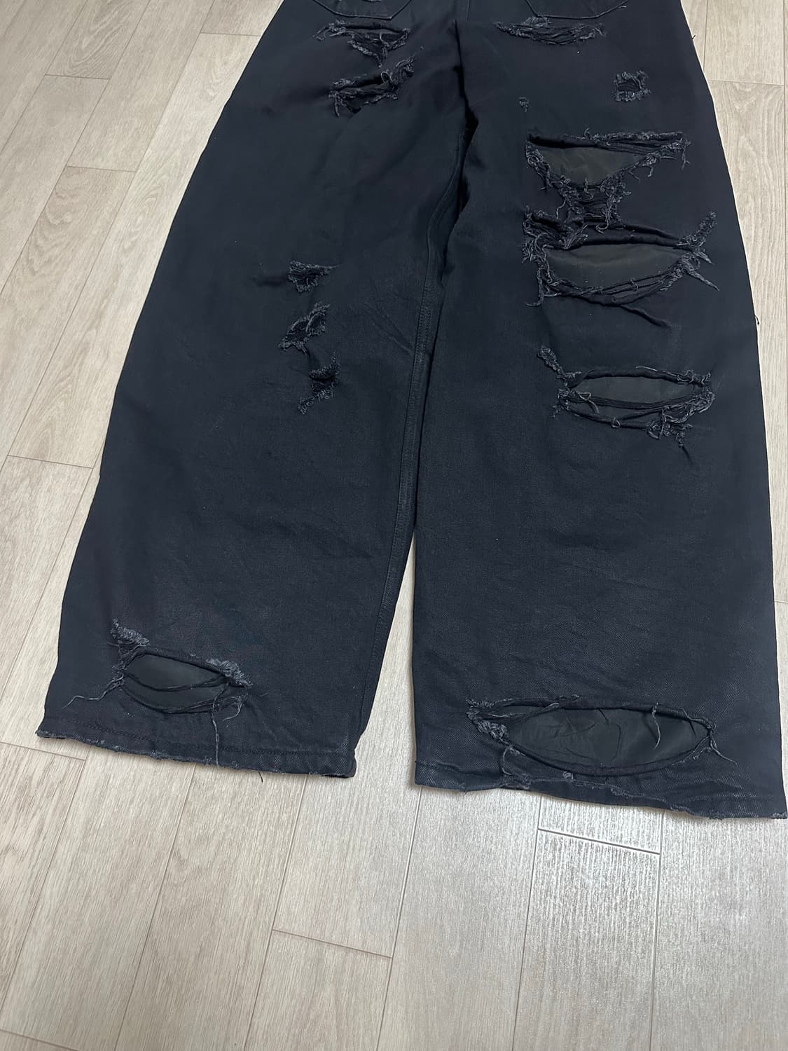 에모스탠스클럽 v1 디스트로이드 배기 상품이미지4