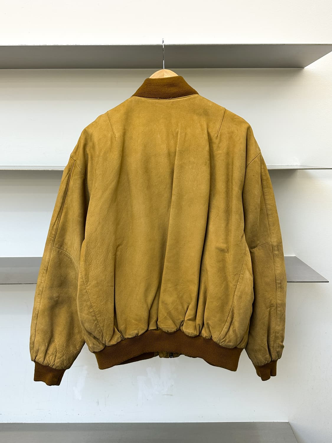 오메가 조지타운 훌스 스웨이드 봄버 상품이미지3