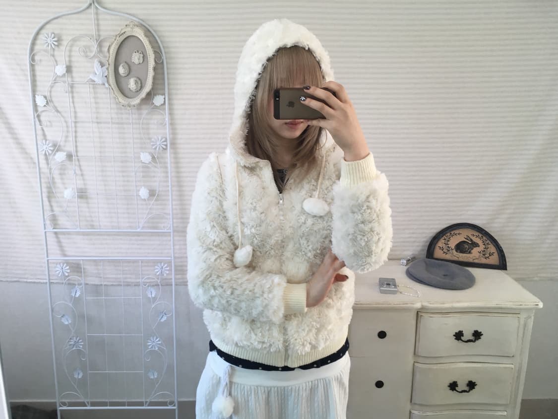 아이보리색 뽀글이 털 후드 집업 상품이미지1