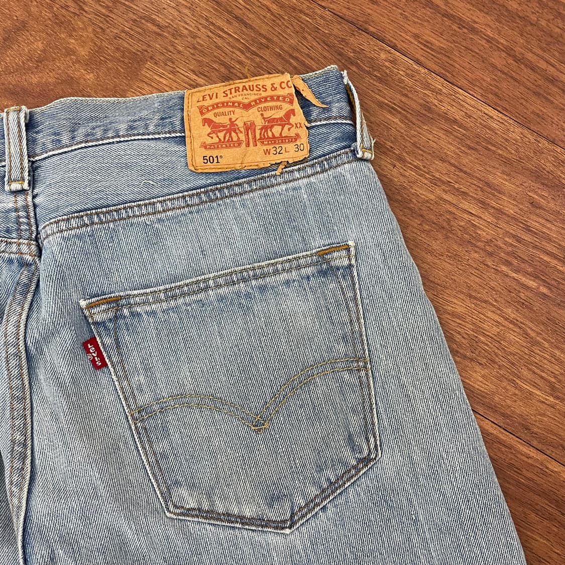 리바이스 501 연청 데님 팬츠 상품이미지3