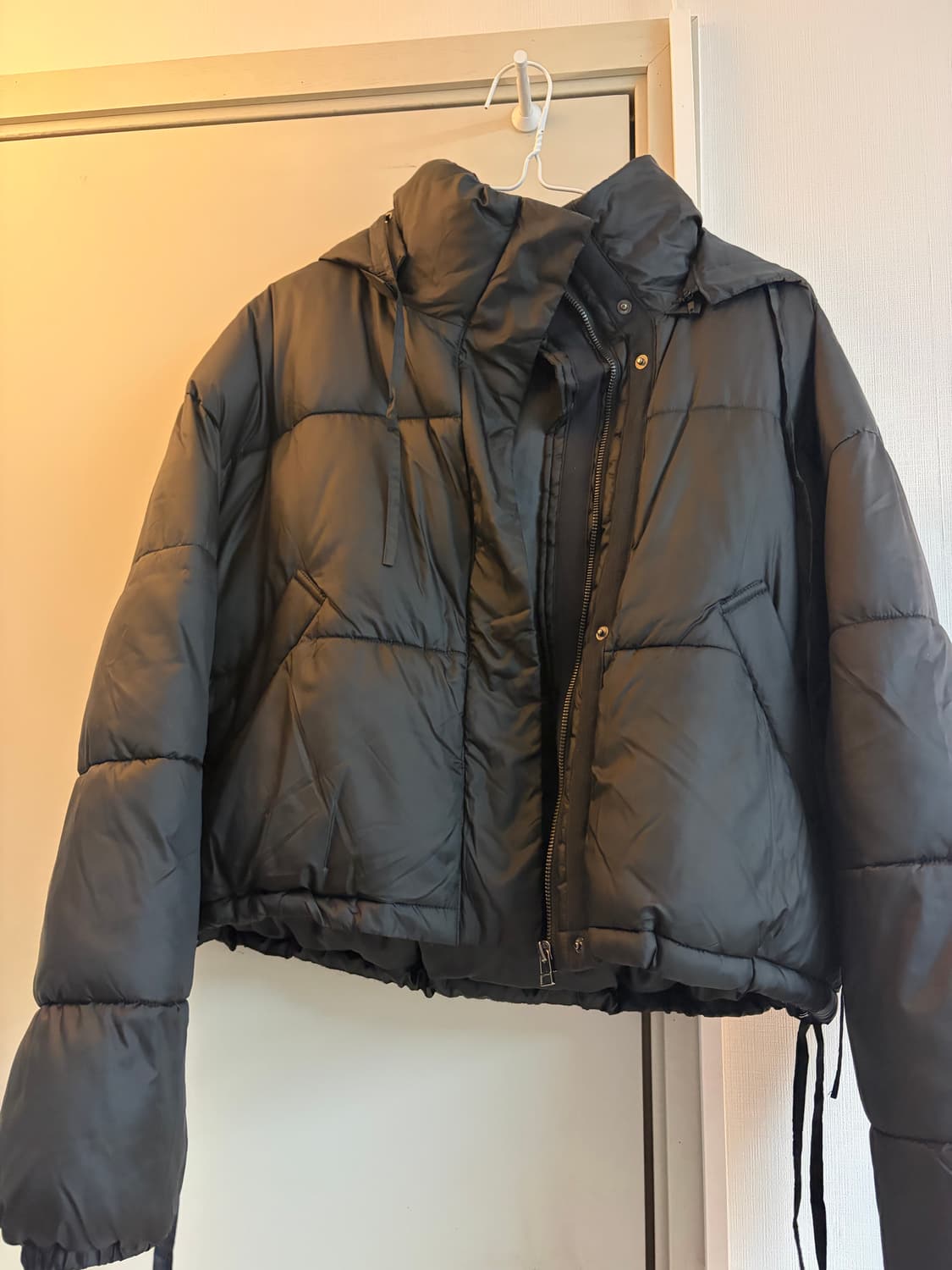 론론 후디 숏 패딩 판매 상품이미지1