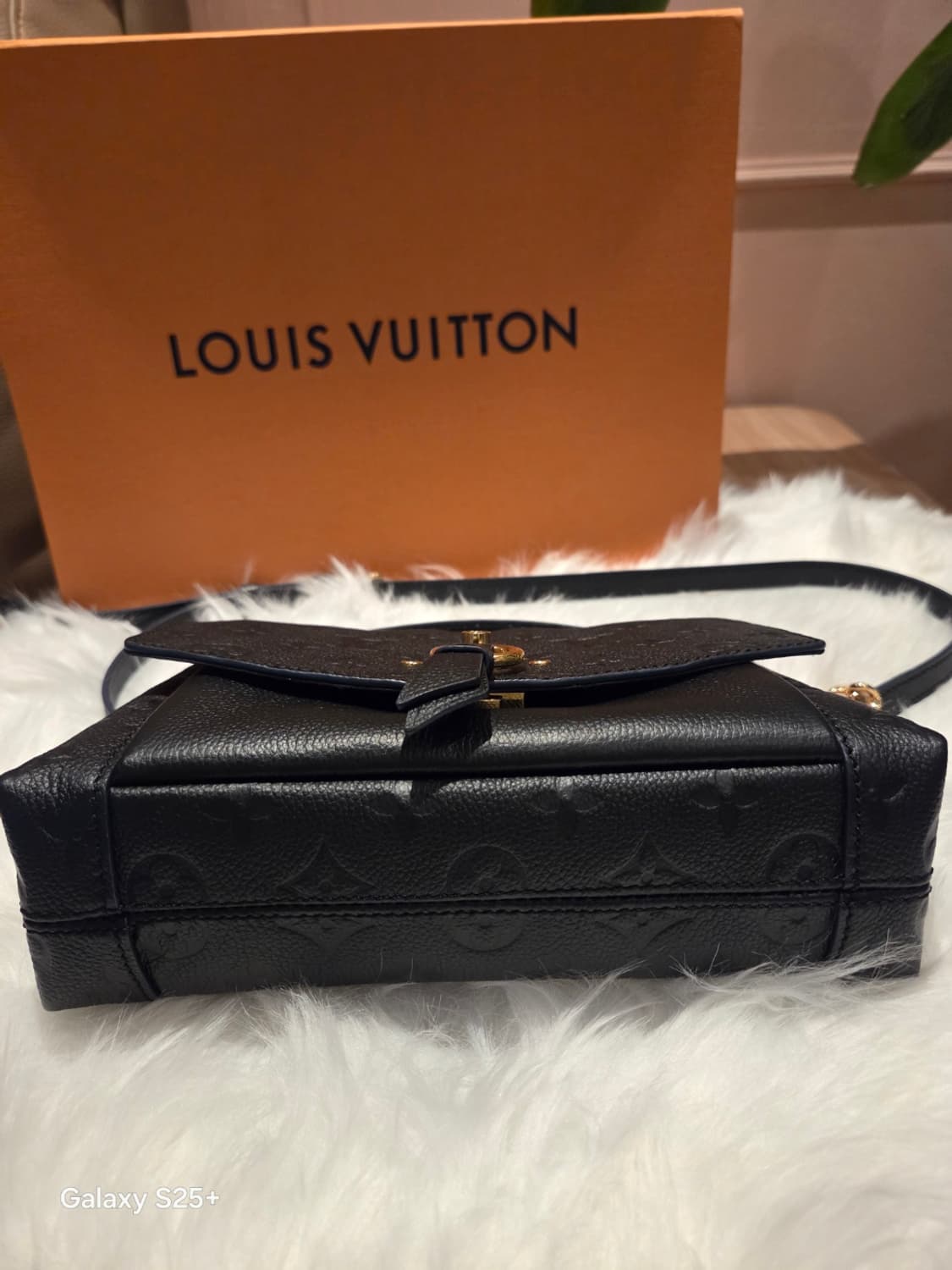 루이비통 앙프렝뜨 블랑 BB L308281 상품이미지7