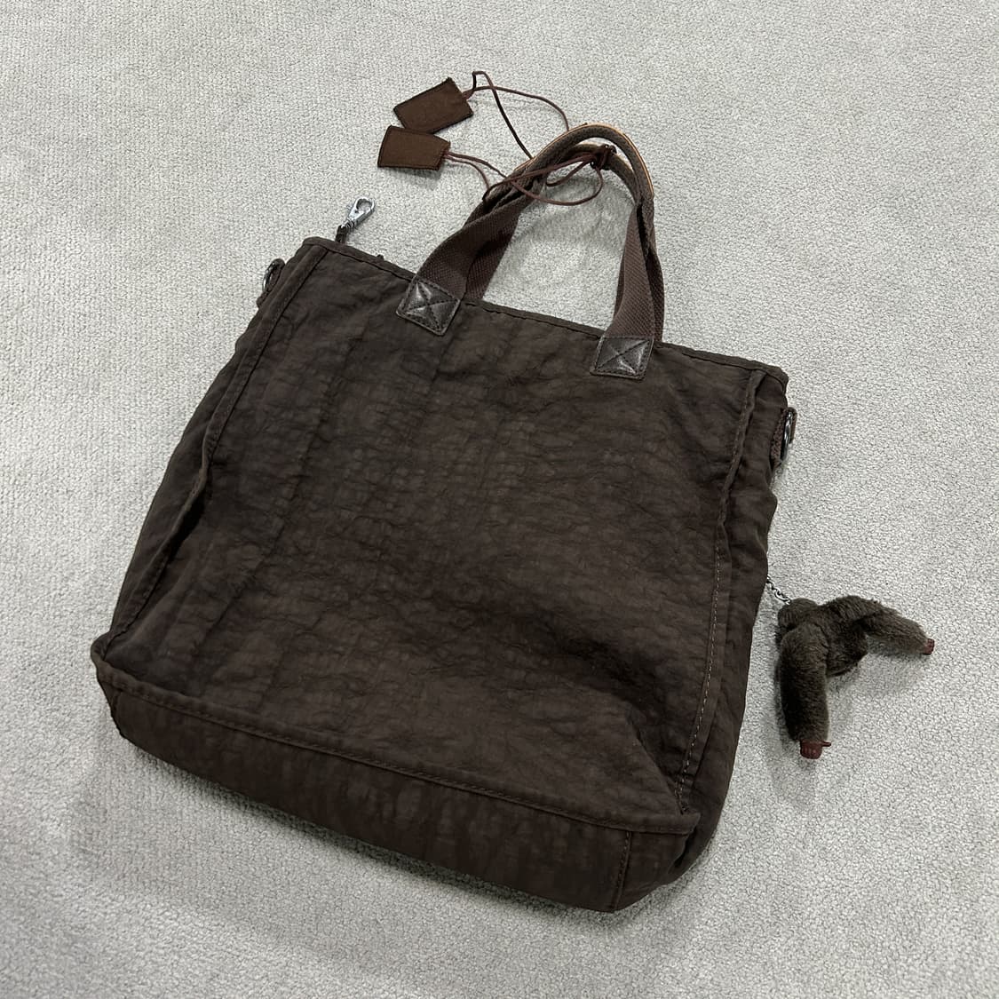 키플링 브라운 토트백 + 키링 상품이미지2