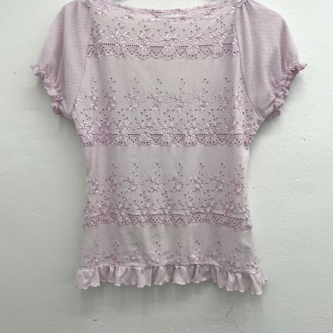 Lavender lace eyelet puff blouse 상품이미지2
