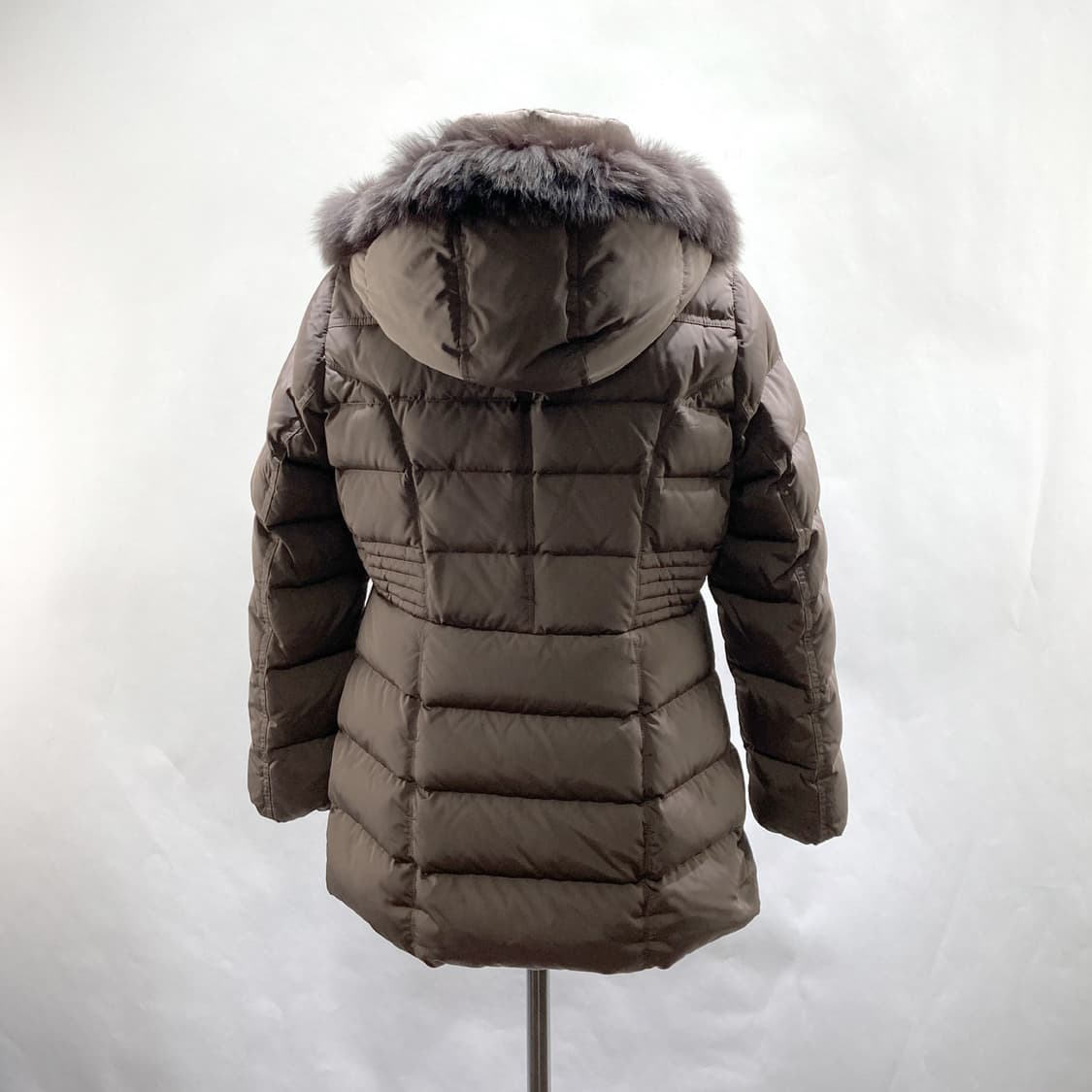 벨리시앙 여성덕다운패딩 폭스렉스털 90  상품이미지3