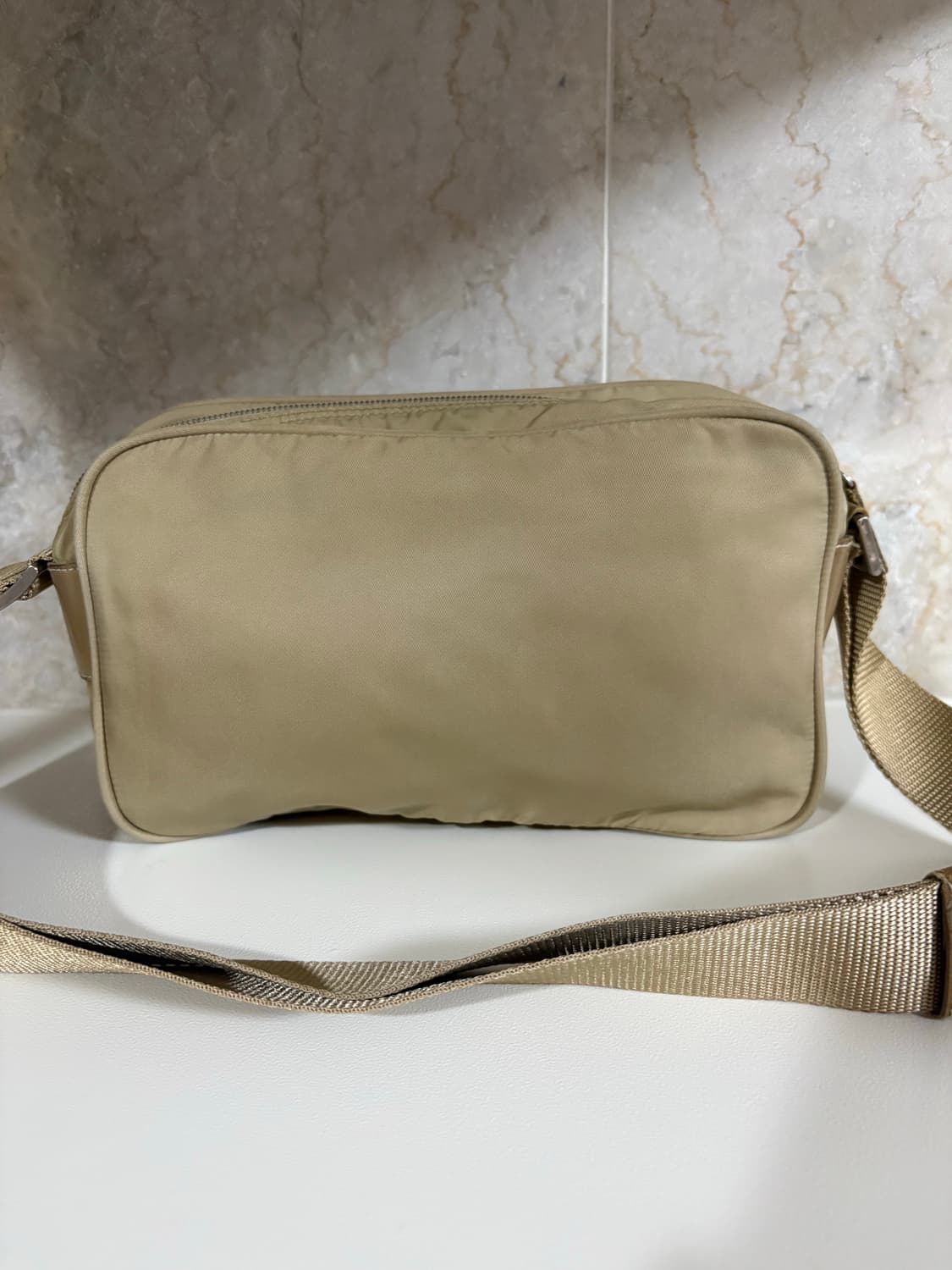 프라다 포코노 나일론 크로스백 상품이미지2