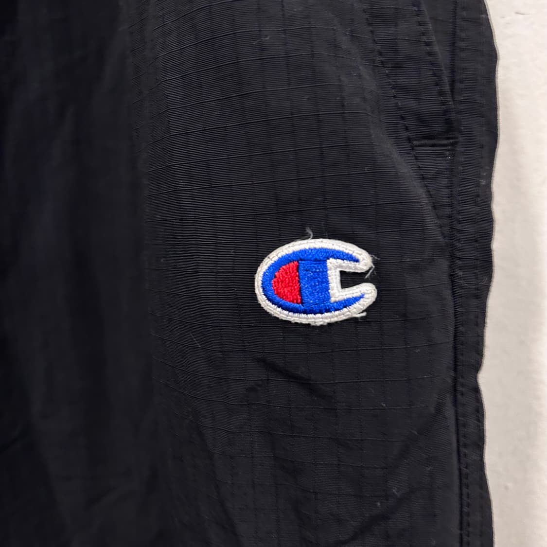 챔피온 와펜로고 와이드핏 벨티드 트랙팬츠 상품이미지3