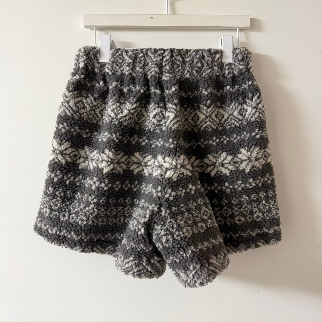 새상품 여자 뽀글이 반바지 (그레이) 상품이미지3