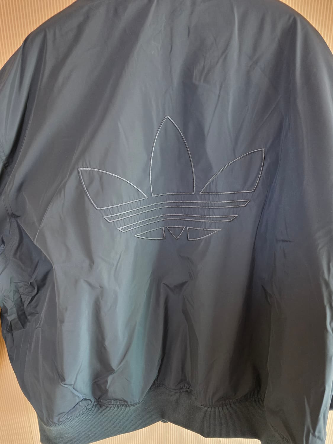 아디다스 리버서블 플리스 ma-1  4xl 상품이미지4