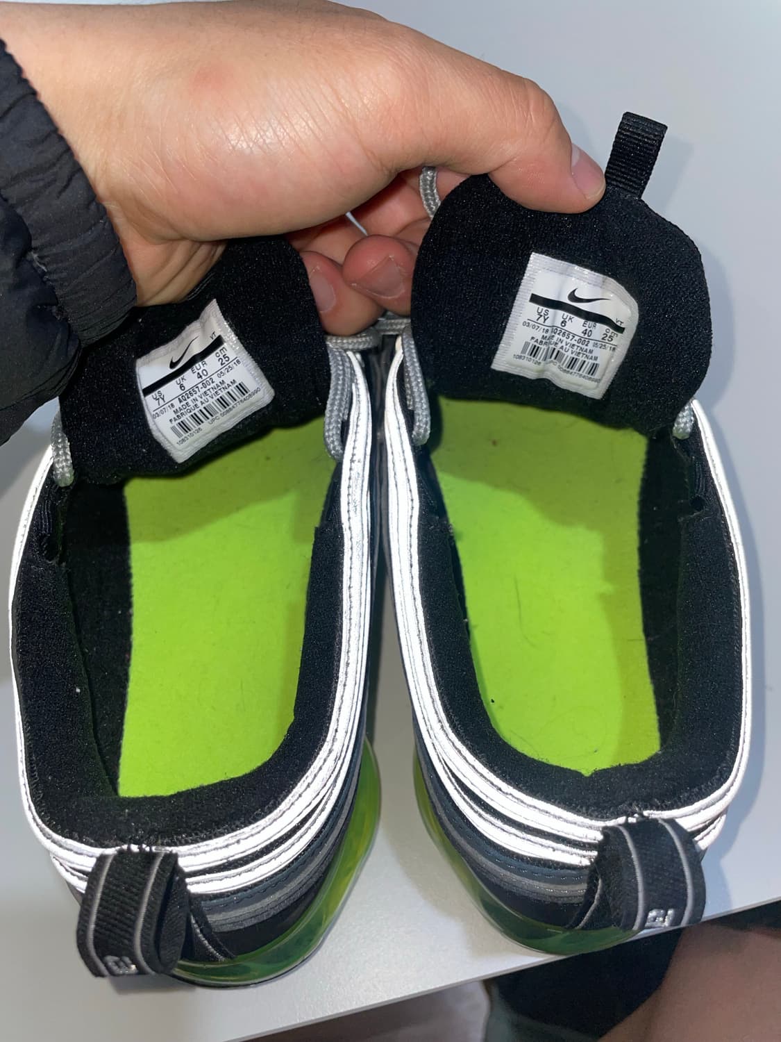 나이키 에어 베이퍼맥스 97 블랙 볼트 250 상품이미지4