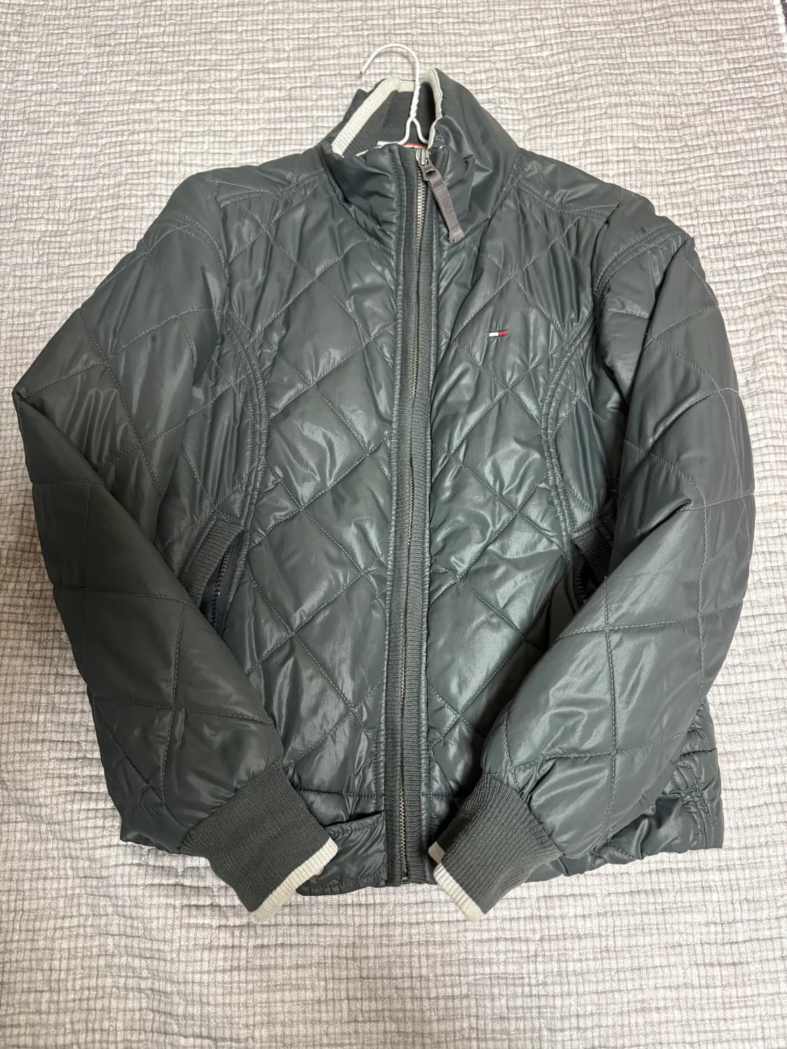 타미힐피거 경량패딩 상품이미지1