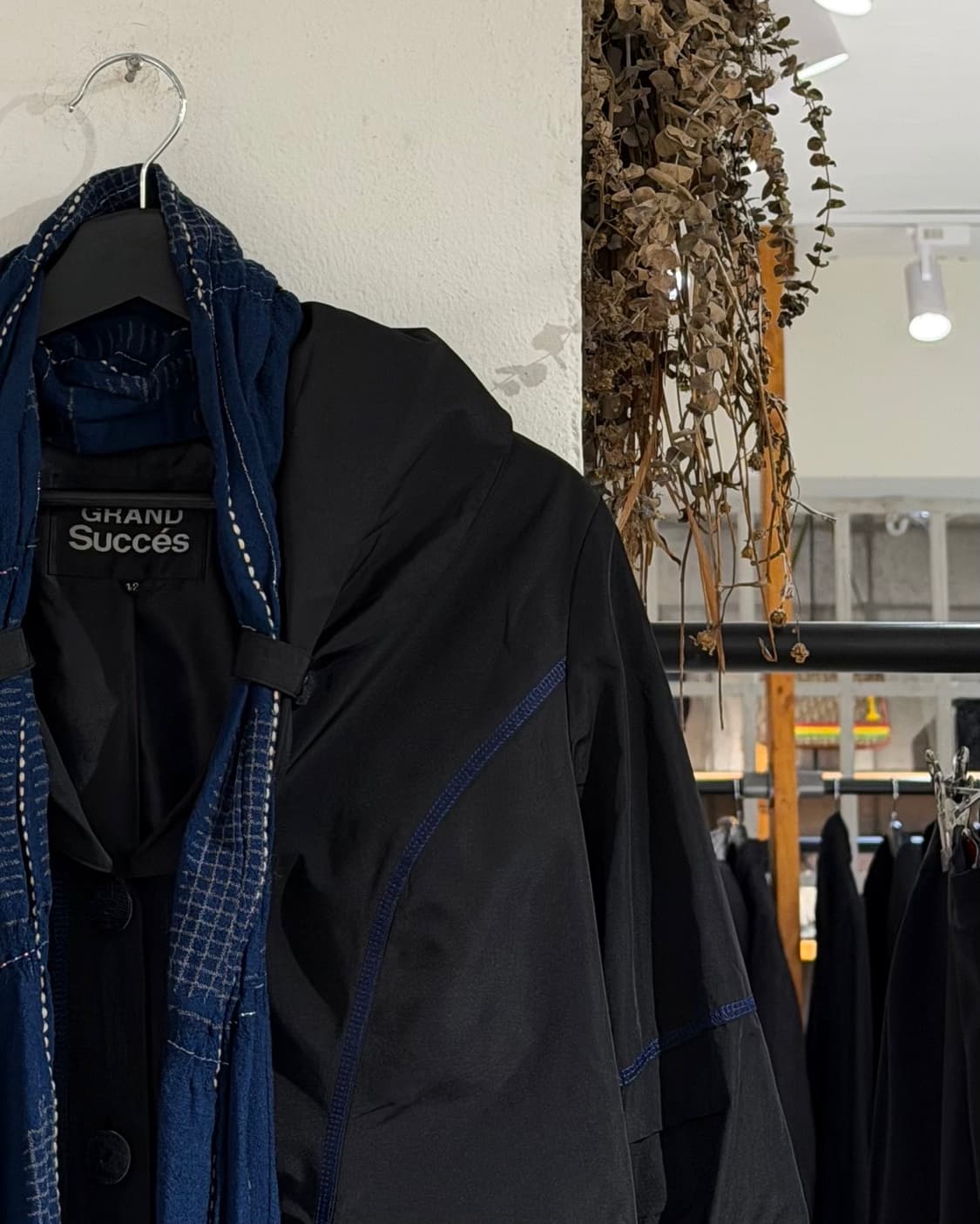 빈티지 블랙 게더링 슬리브 블루 스카프 자켓 상품이미지3