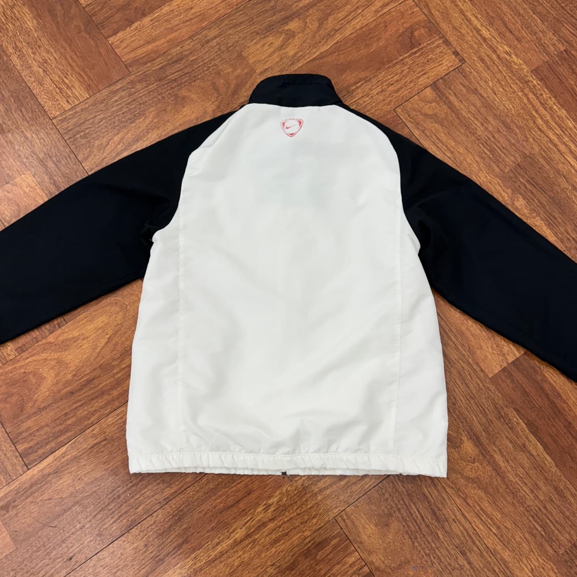 M(100) 나이키 맨체스터유나이티드 09-10 시즌 바람막이 자켓  상품이미지2