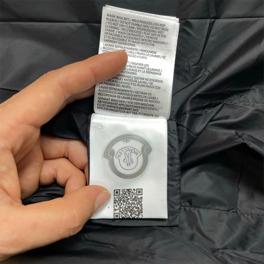 몽클레어 Moncler  후드 퍼 롱패딩 4 상품이미지8