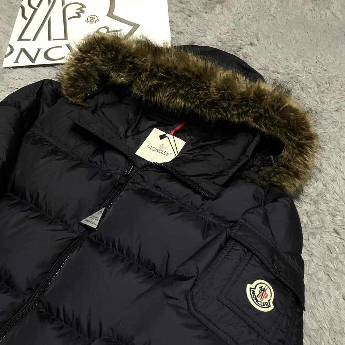 {클로젯}[4][22F/w 백화점판]몽클레어 모렐 숏 다운 패딩 상품이미지2