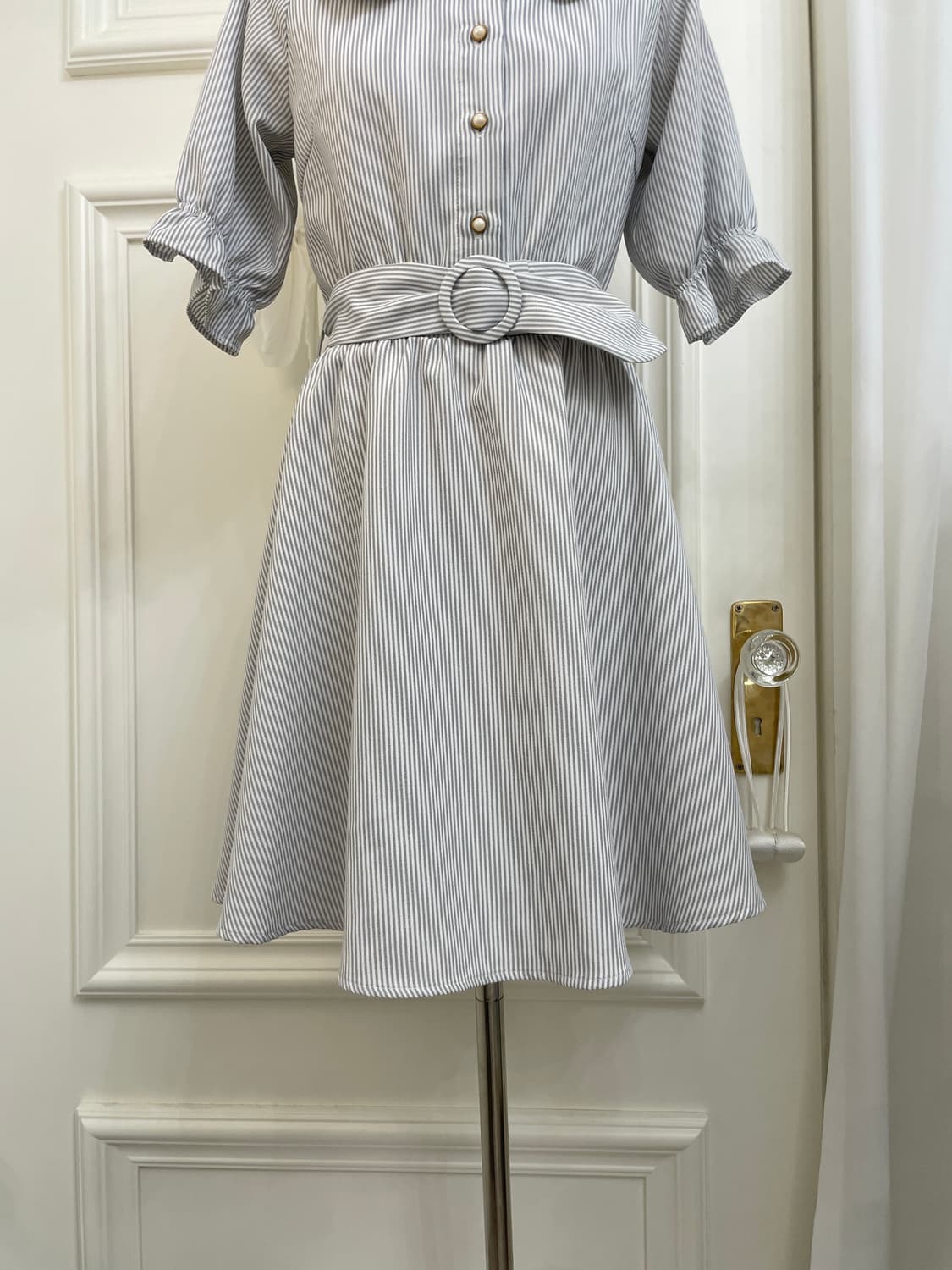 gray stripe collar rose embroidery midi 상품이미지9
