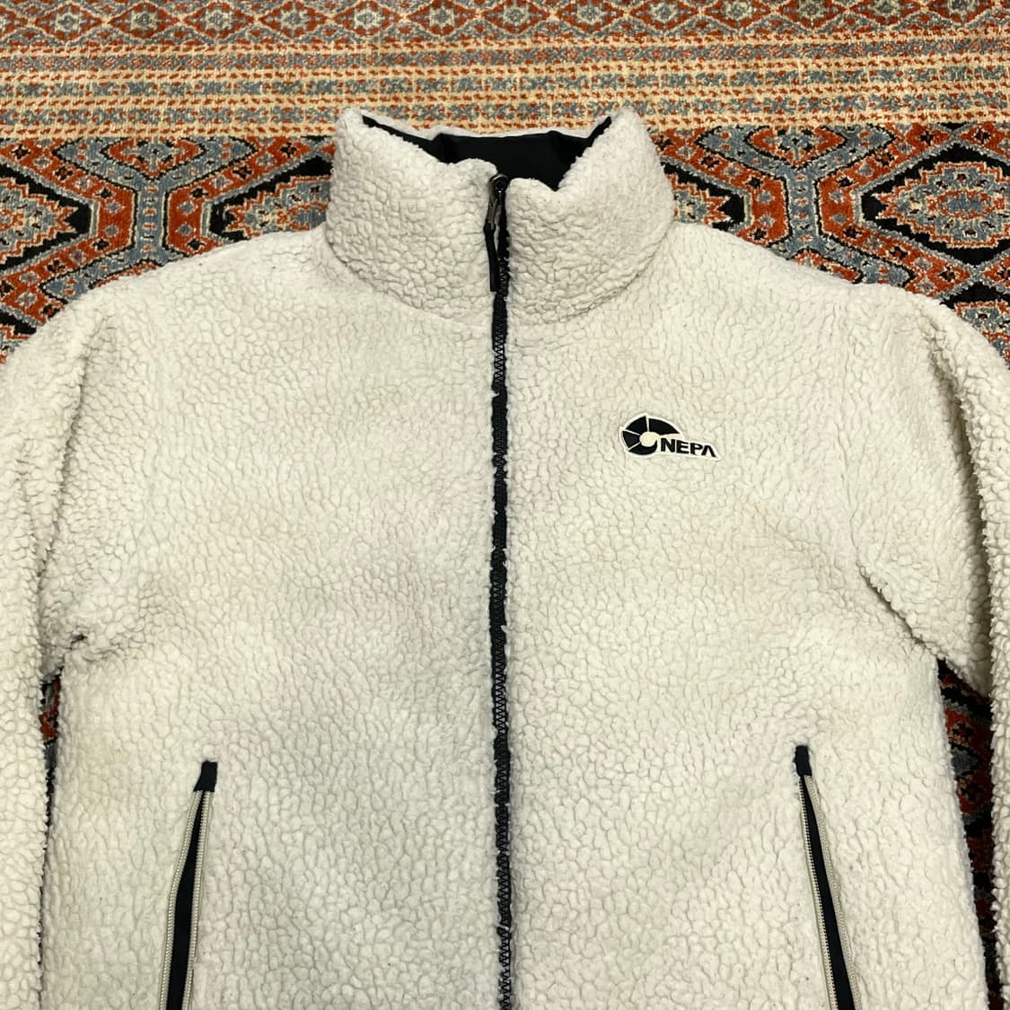 네파 블랙 플리스 리버시블 패딩점퍼 여성S 상품이미지4