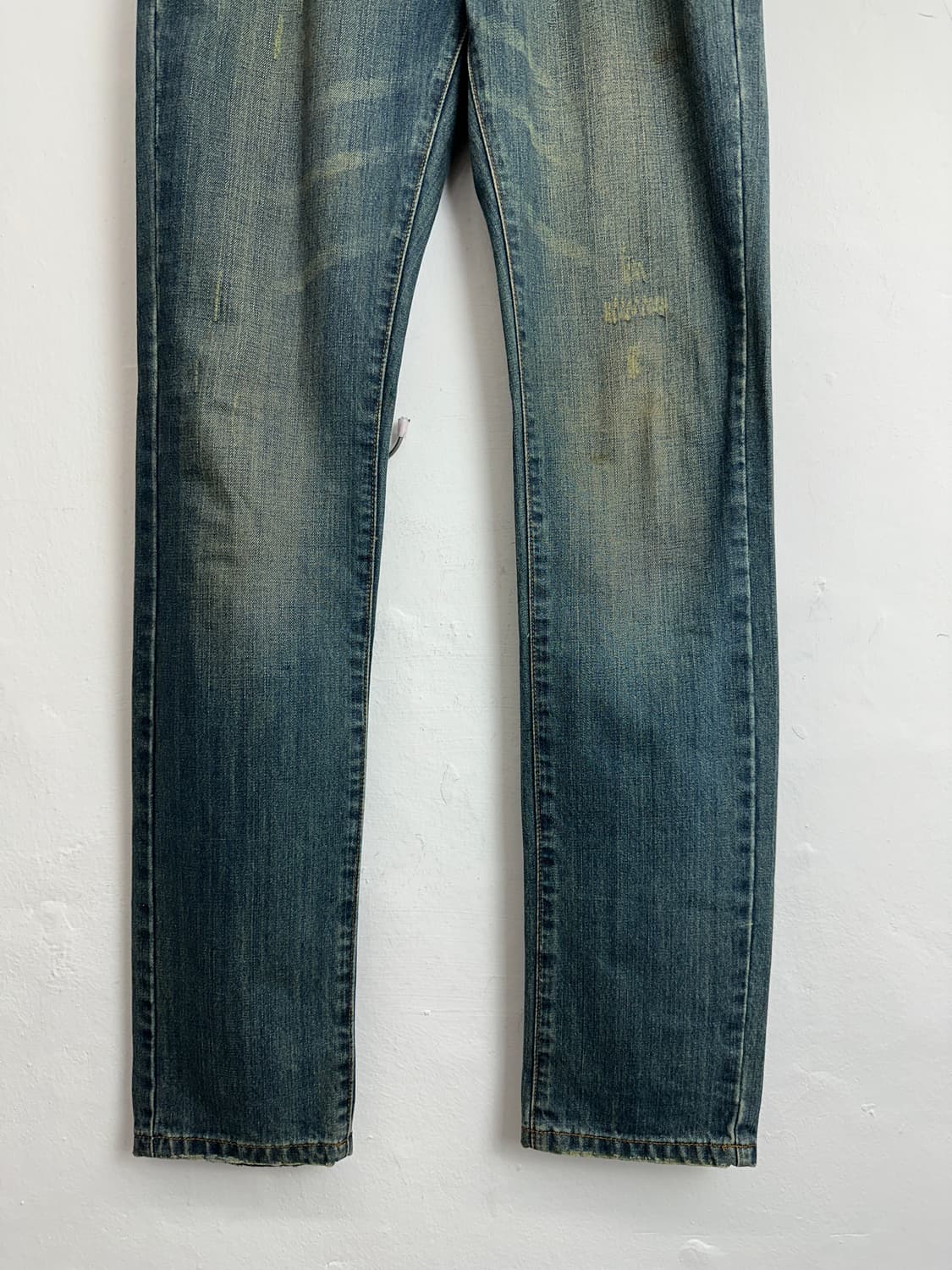 Indigo Wash Distressed Straight Denim 상품이미지6