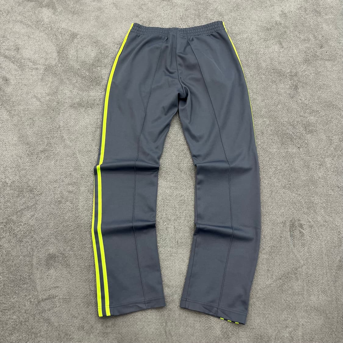 90 아디다스 그레이/형광 트레이닝 팬츠 상품이미지4