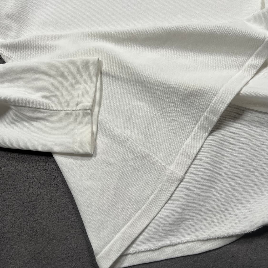 폴로 신형 포켓 화이트 롱슬리브 상품이미지3