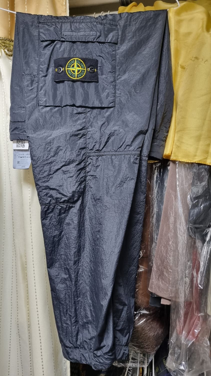 스톤 아일랜드 시어서커 팬츠 블랙 상품이미지6