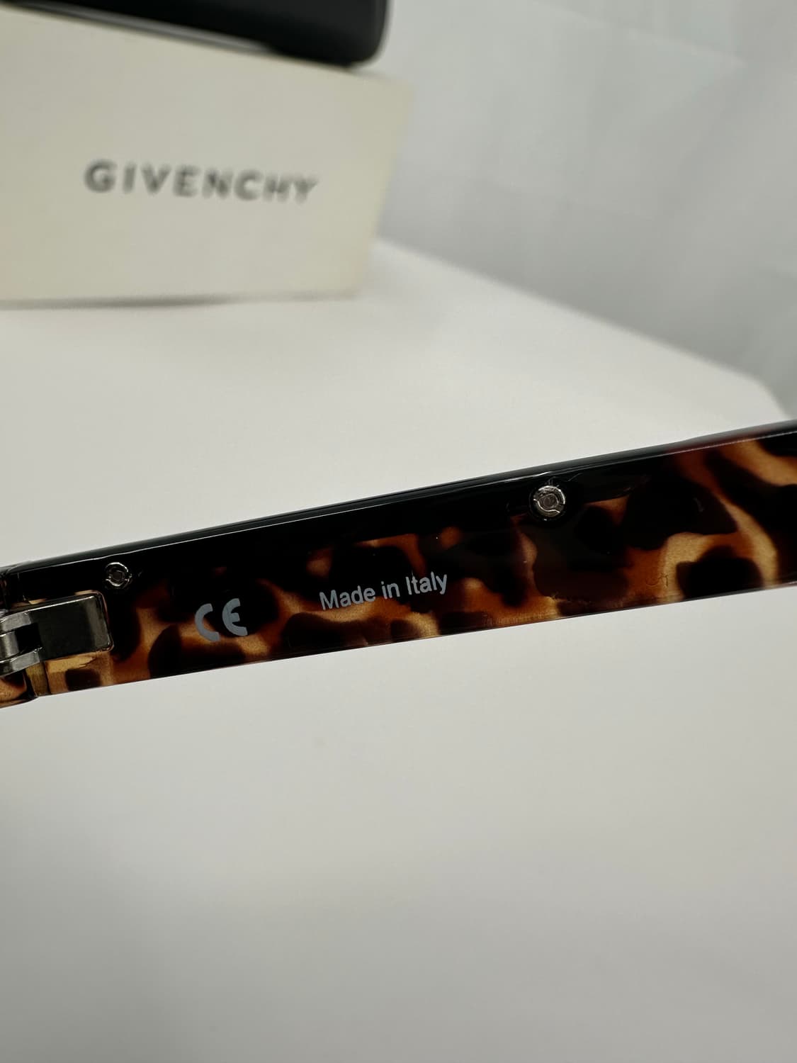 [새상품 무료배송] 정품 지방시 Made in Italy 선글라스 상품이미지10