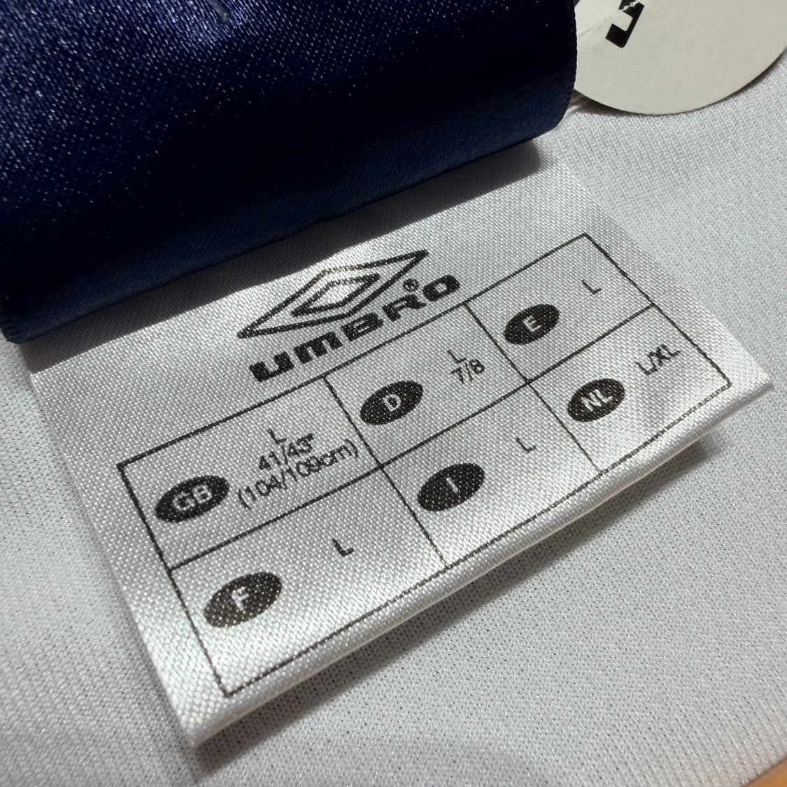 미사용)엄브로 00s 블록코어 반팔 XL 상품이미지3