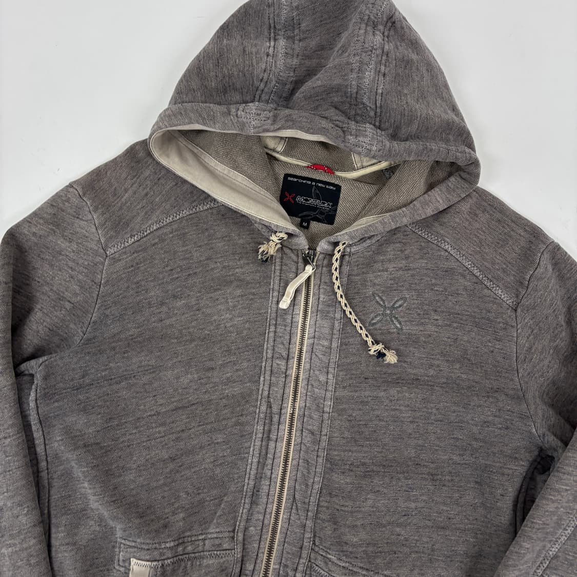 몬츄라 후드집업 상품이미지2