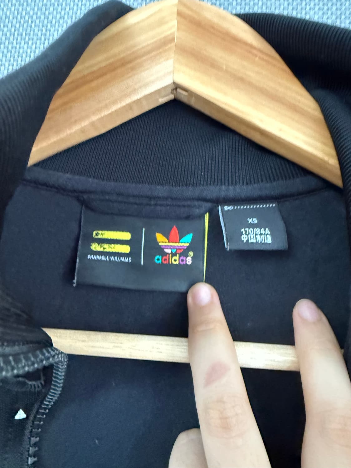 아디다스 퍼렐 윌리엄스 콜라보져지 상품이미지5