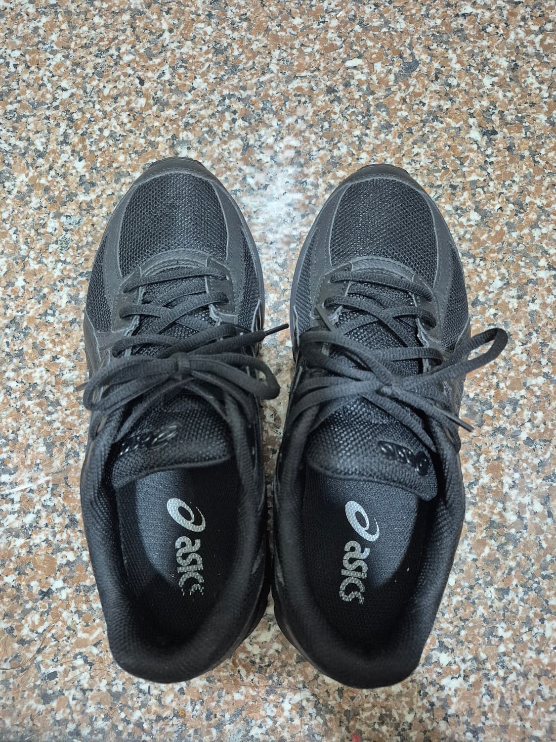 아식스 조그100 S Black - 2E Wide / 270 사이즈 상품이미지2