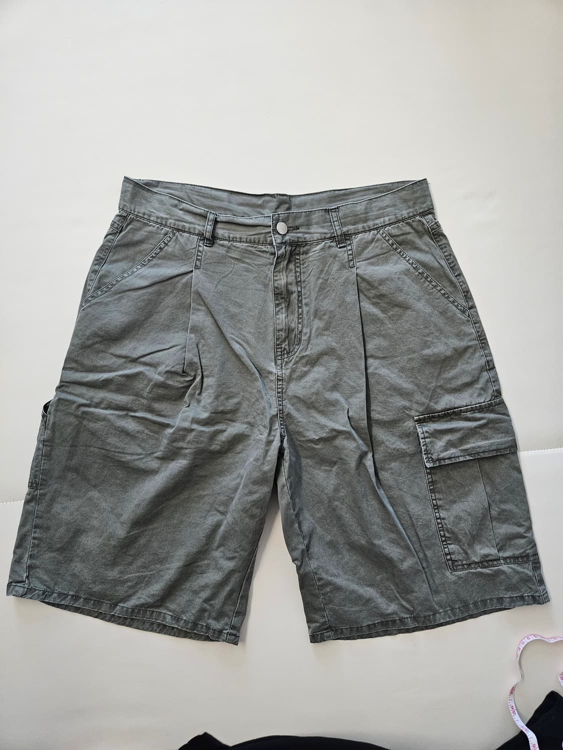 언아웃핏 원턱 워시드 와이드 코튼 쇼츠 상품이미지3