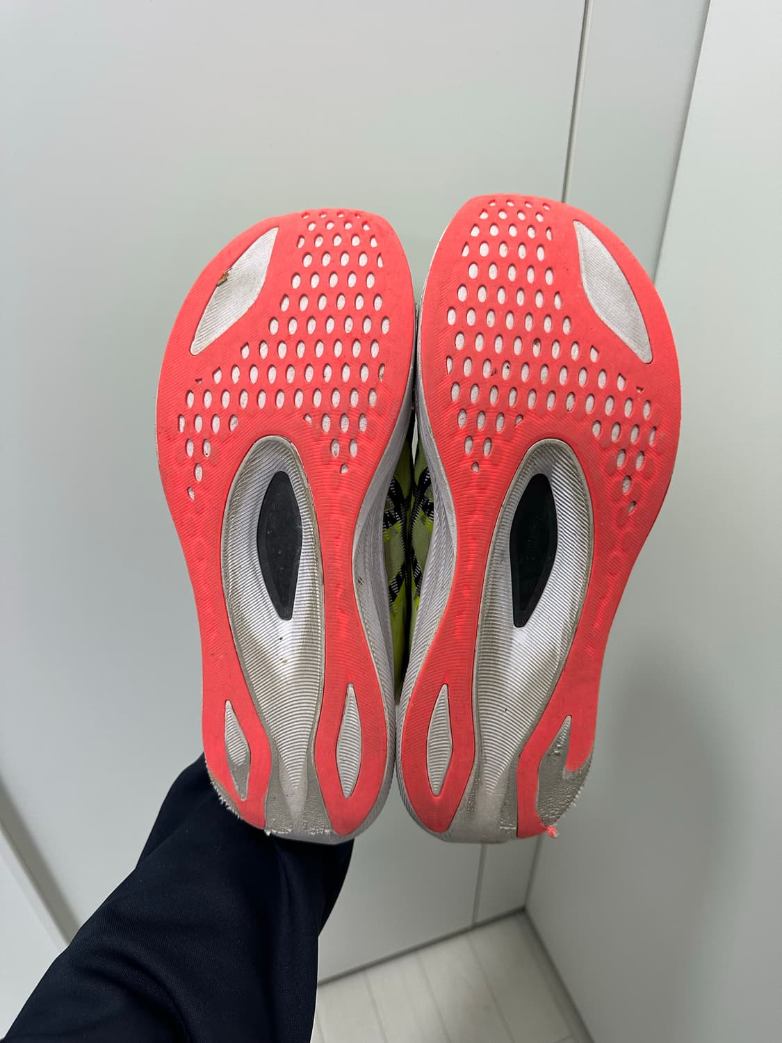 [280] 아식스 매직스피드4 옐로우 블랙 상품이미지5