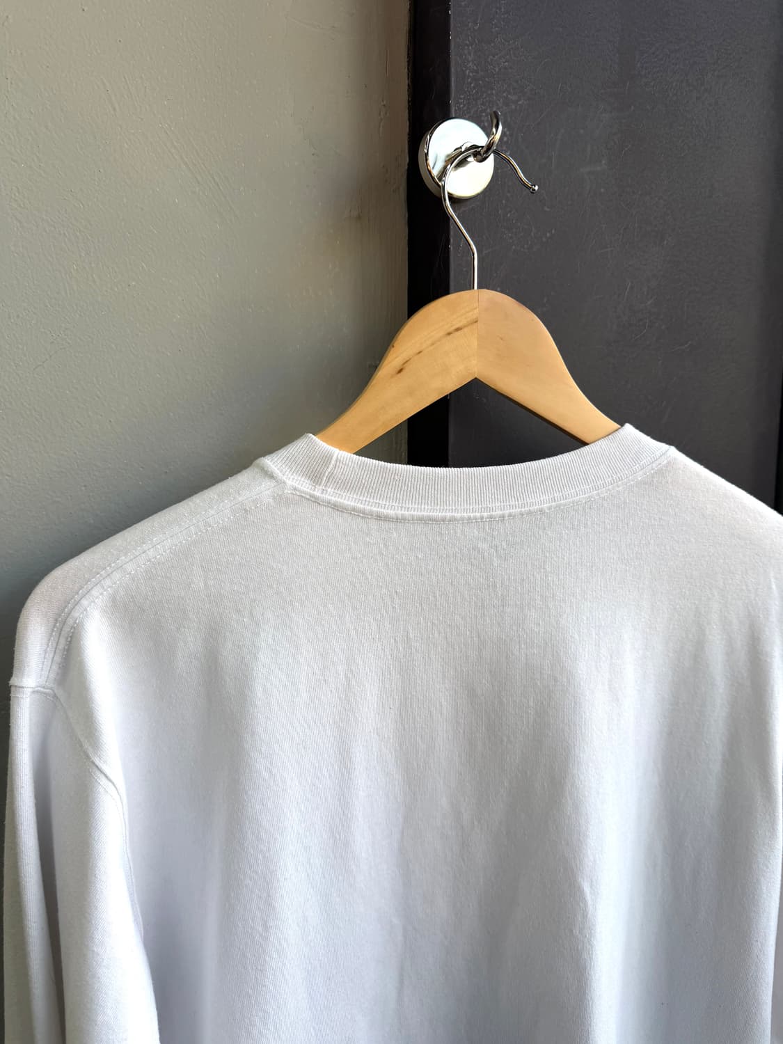 1/ 단톤 23SS 미니로고 슬리브 긴팔 상품이미지7