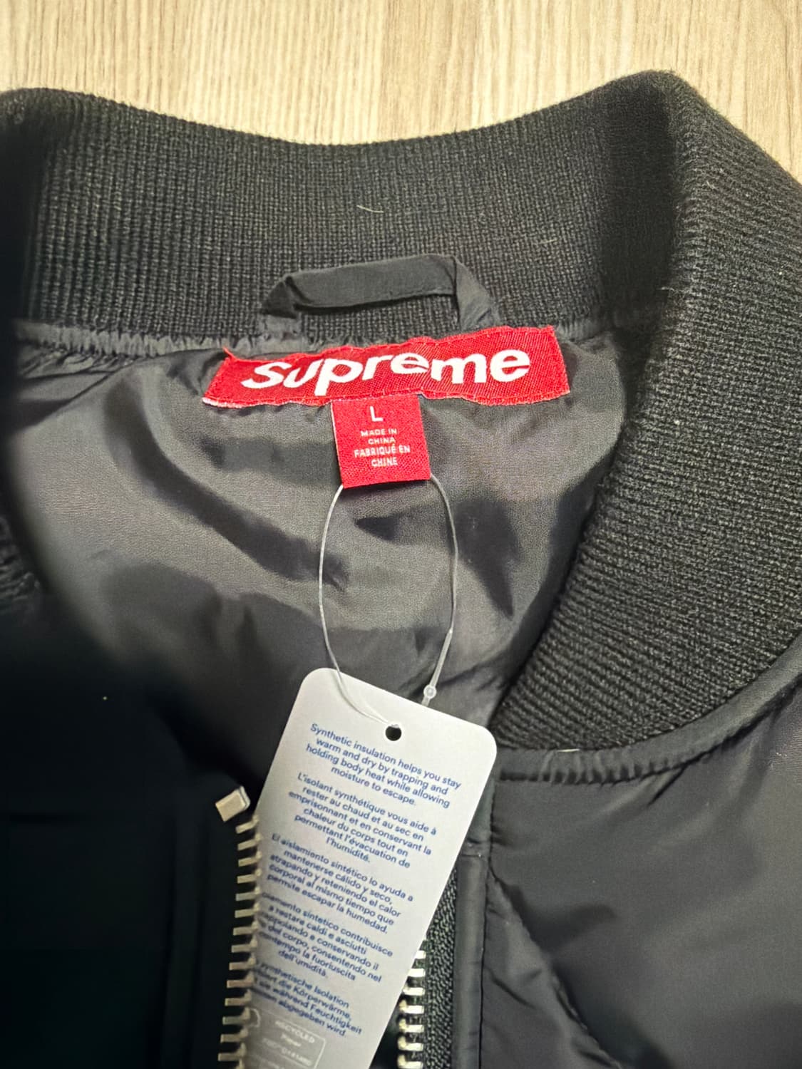 슈프림 AOI 퀼티드 워크 자켓 블랙 - 24FW 상품이미지3