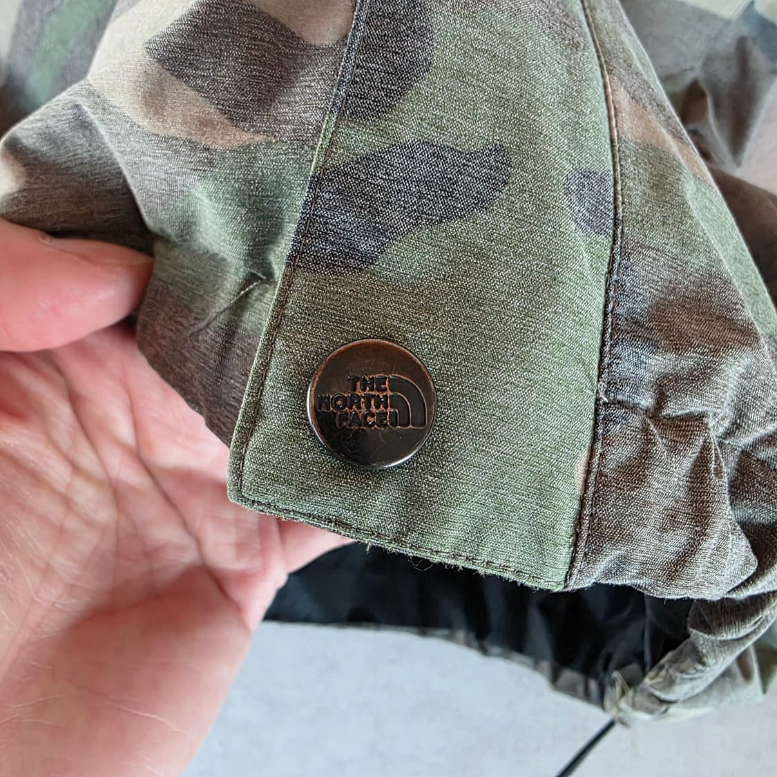 민트급상태!! 일본판 노스페이스 노벨티 카모플라쥬 바람막이 L(105) 상품이미지6