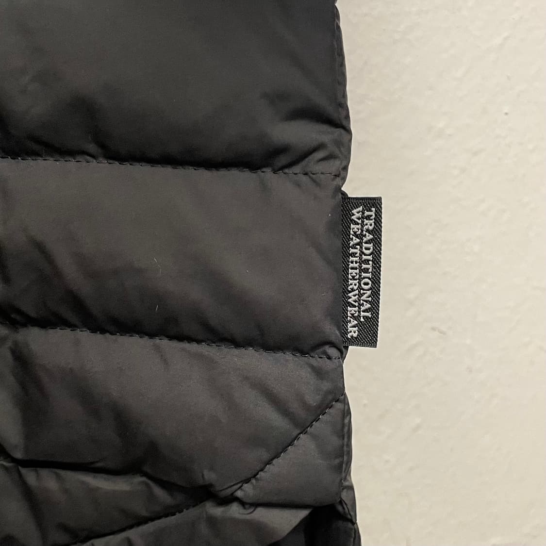 트레디셔널 웨더웨어 아클리 롱 다운 경량 패딩   상품이미지5