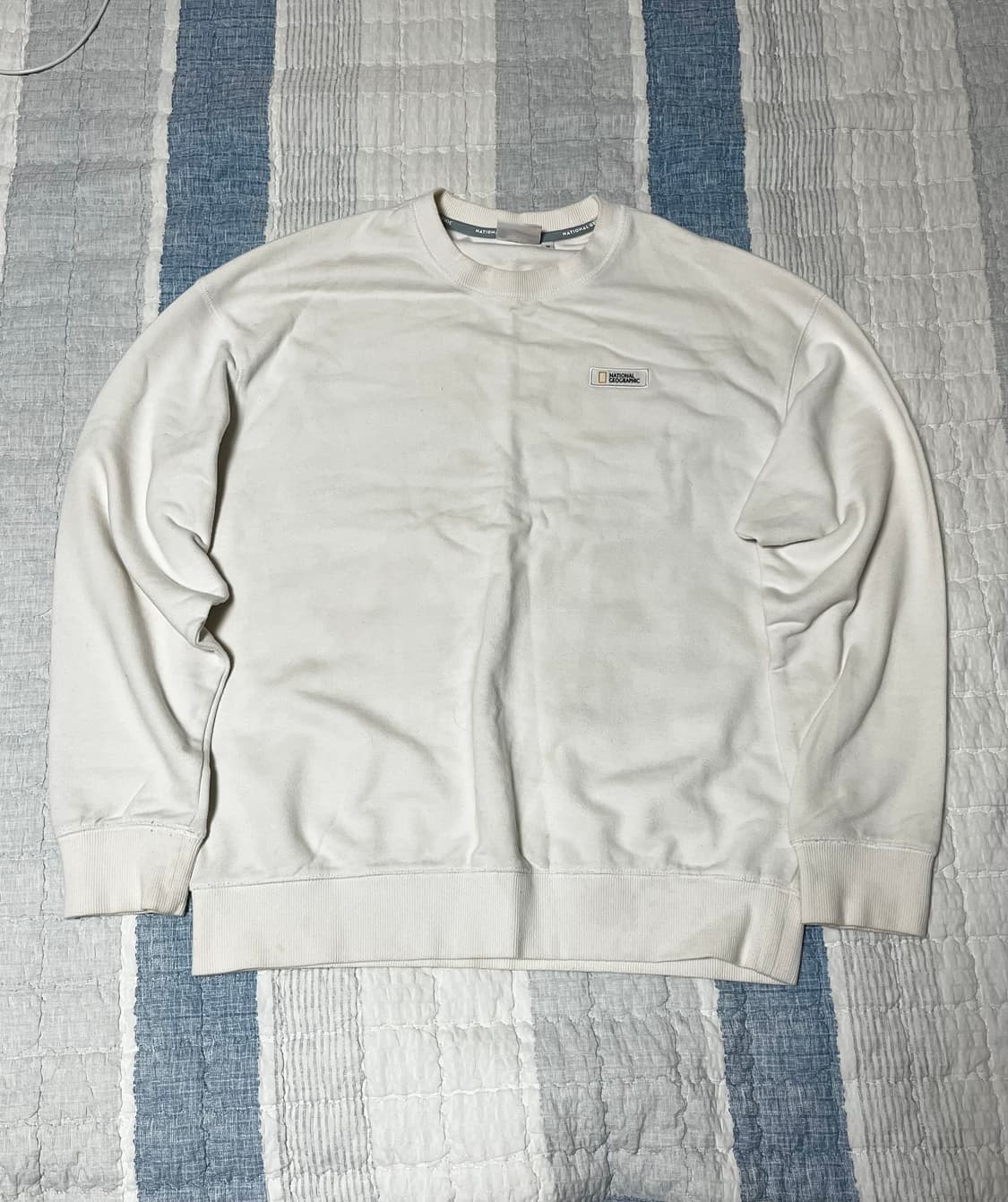 내셔널지오그래픽 흰색 맨투맨 티셔츠 상품이미지1