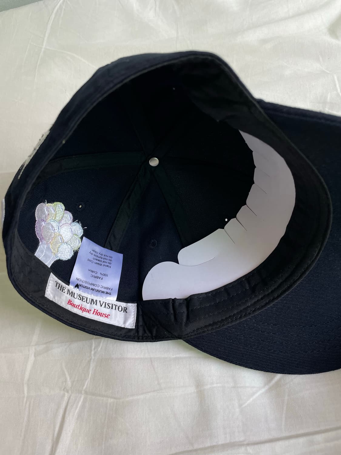 더뮤지엄비지터 스냅백 (오해원착용 상품이미지3