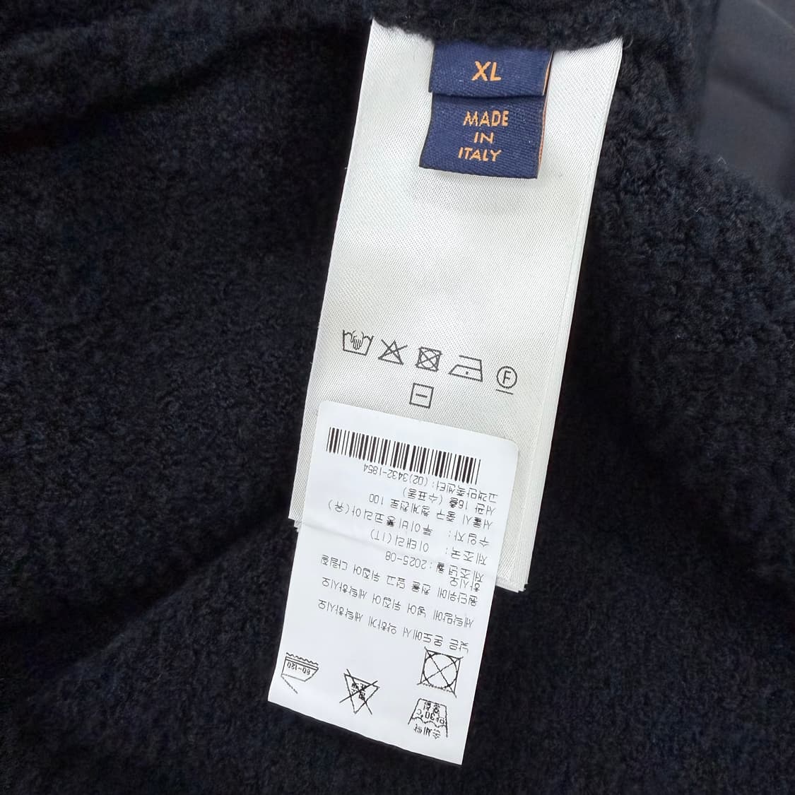 [S+급/XL] 25FW 루이비통 청키 인타르시아 니트 가디건 블랙 상품이미지7