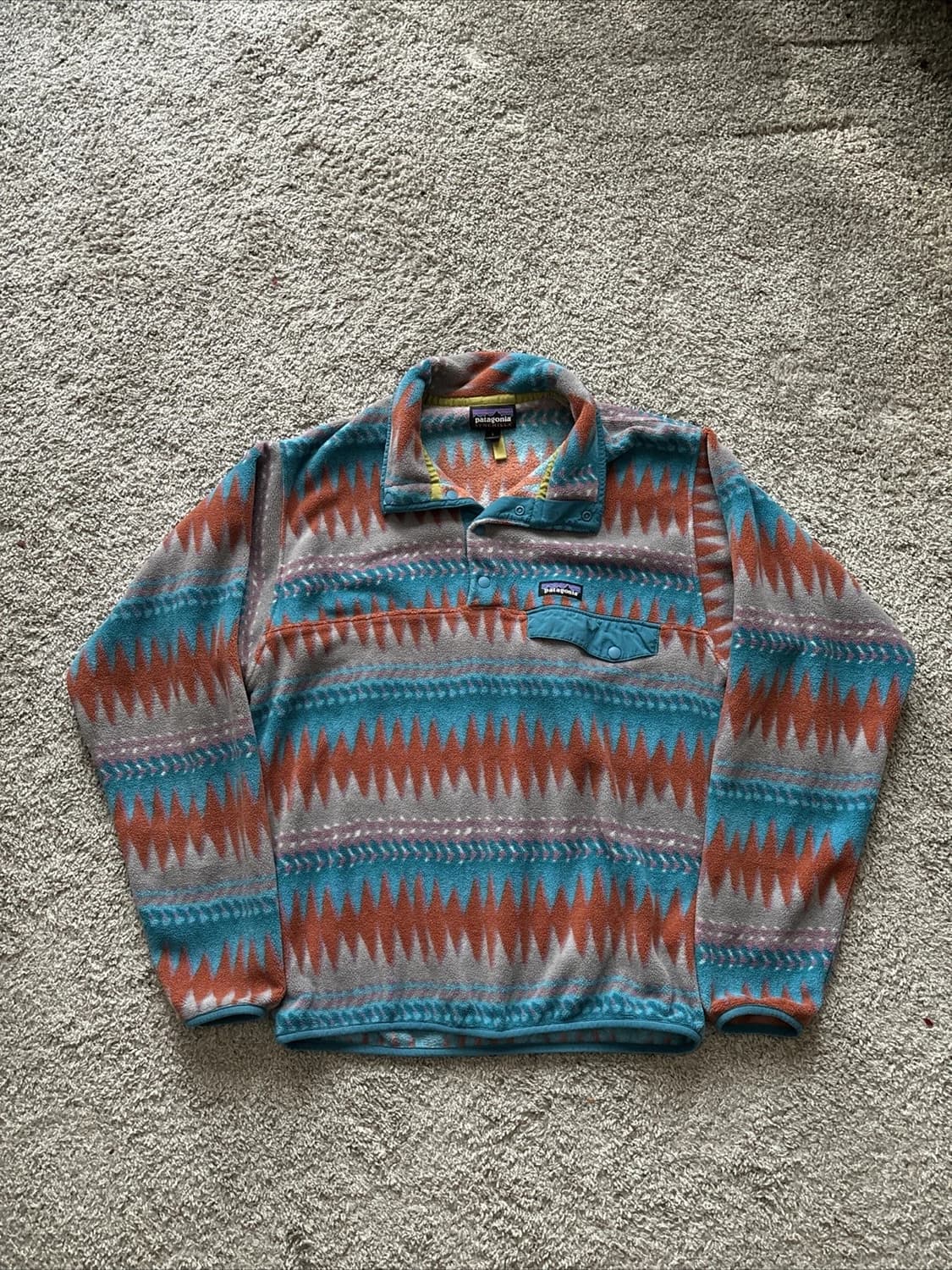 10s 파타고니아 신칠라 스냅-T 아즈텍 패턴 상품이미지1