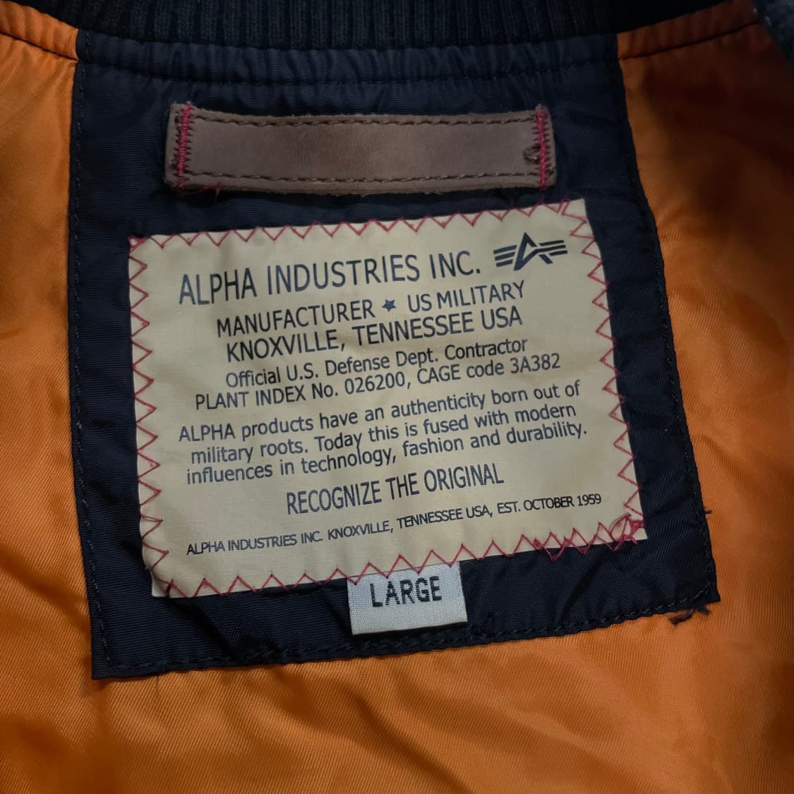 알파인더스트리 ma-1 플라이트 자켓 블랙 상품이미지4