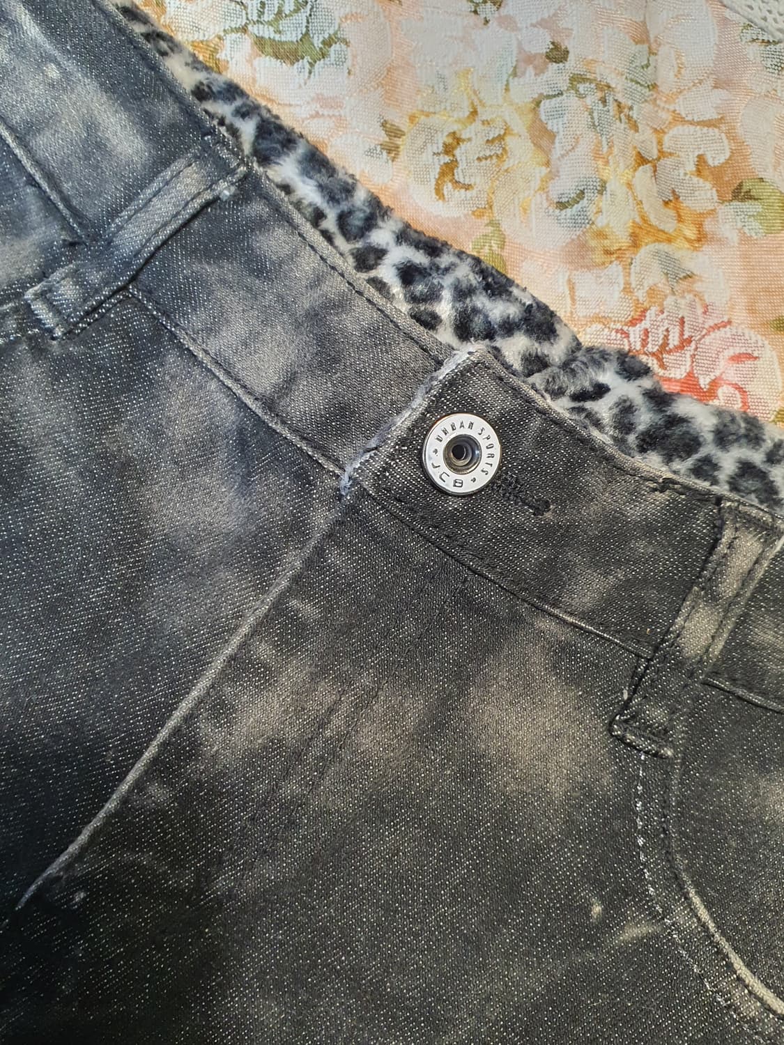 [갸루] 블랙 워싱 데님 반바지 레오파드 28 상품이미지3