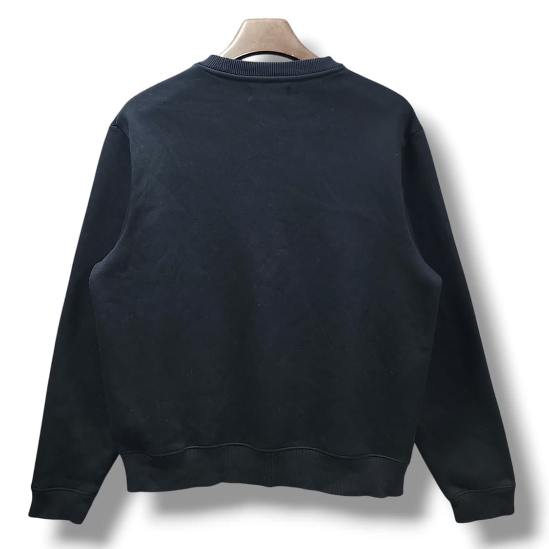 [L] 프레드페리 블랙 빅 자수 로고 기모 크루넥 맨투맨 상품이미지2