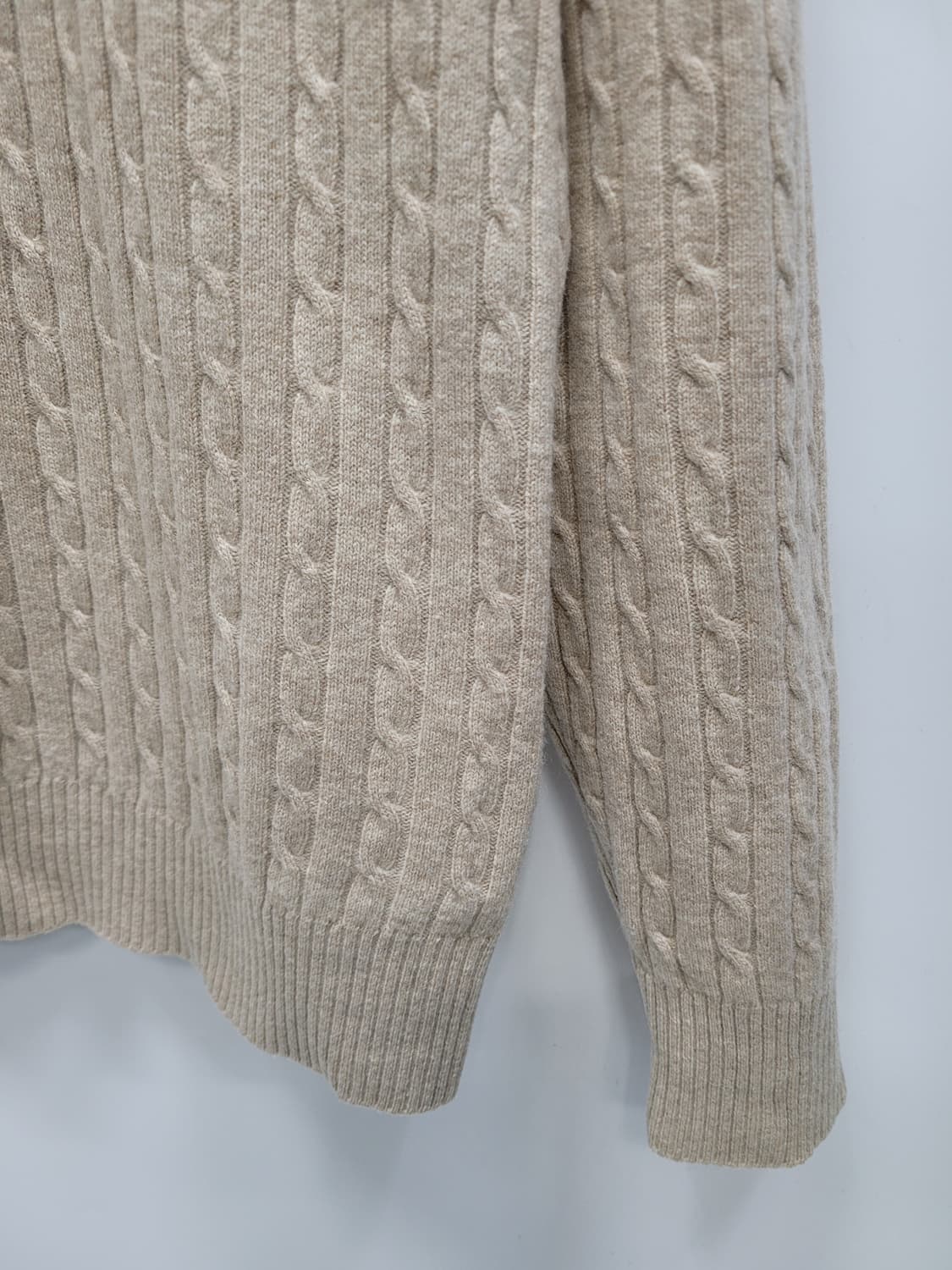 루이까스텔 울 캐시미어 터틀넥 케이블 니트 스웨트 / 남 100 베이지
 상품이미지4