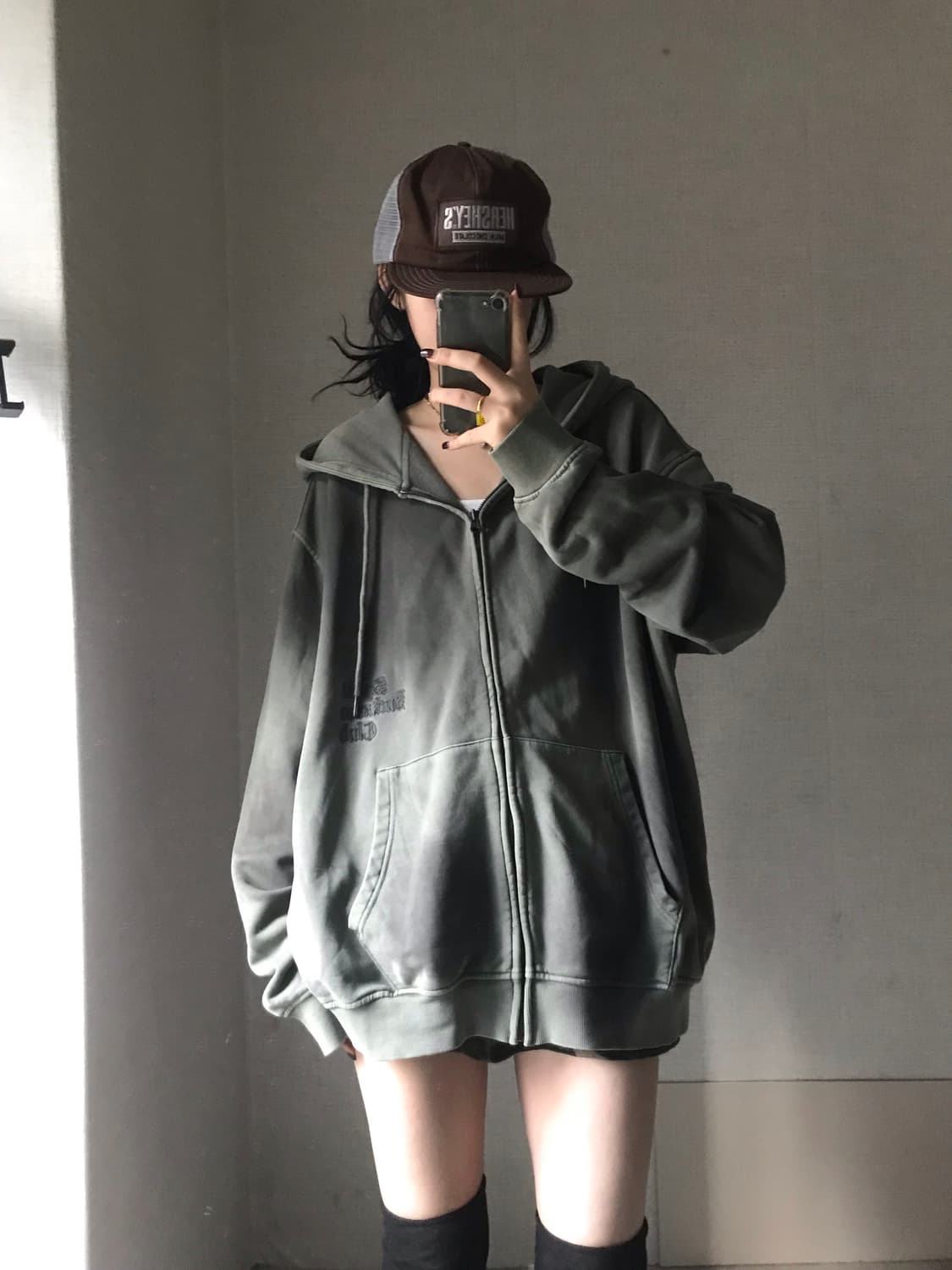 버카루 카키 오버핏 피그먼트 후드집업 상품이미지5