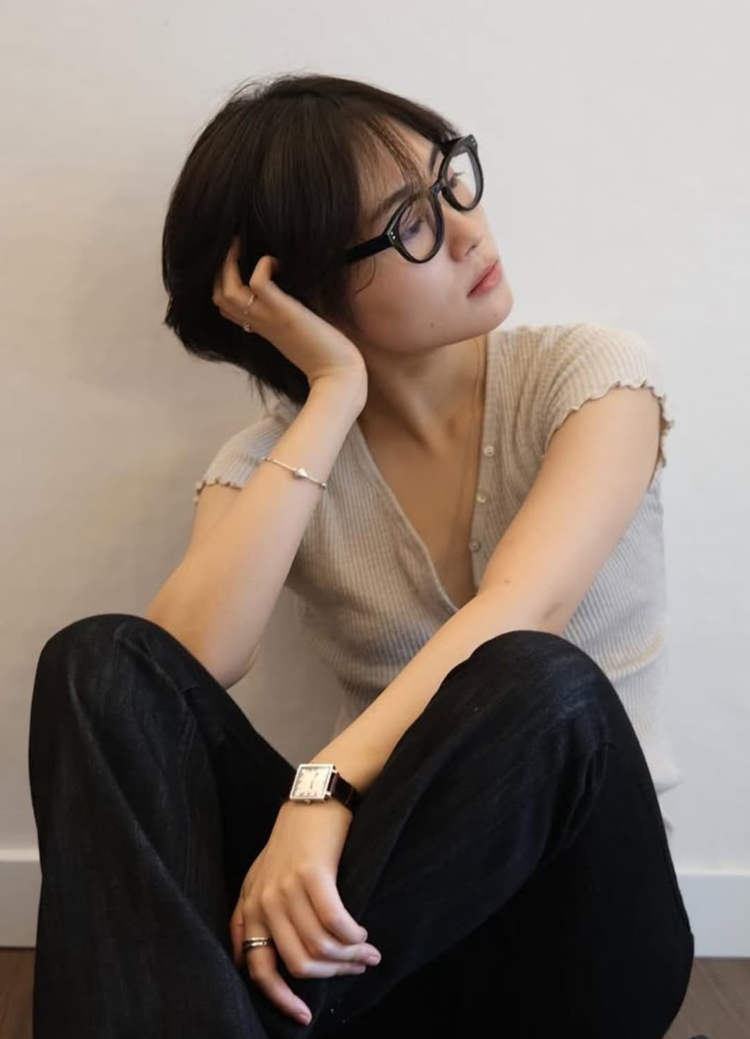 더버터크림 버튼 티셔츠 챠콜 상품이미지2