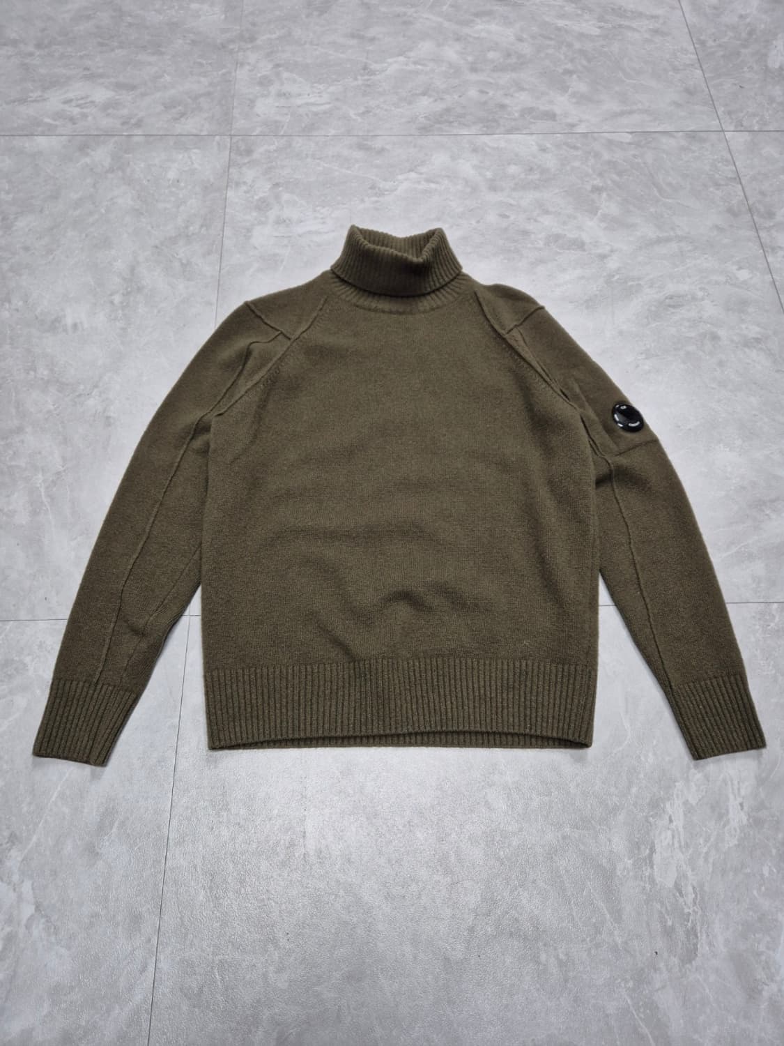 CP컴퍼니 상품이미지1